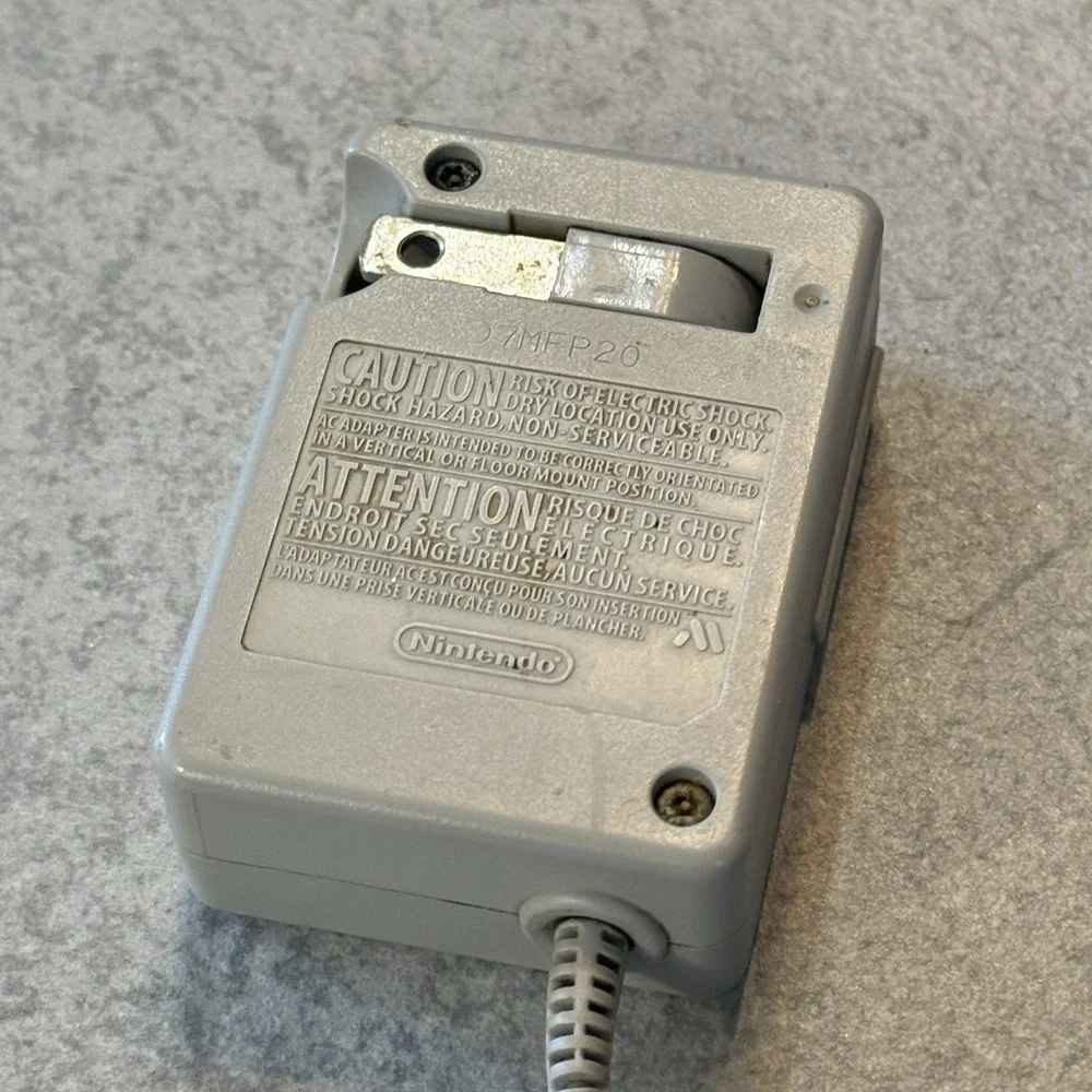 Nintendo WAP-002 Wall Charger for Nintendo DS/3DS/2DS XL - Gray - Tested - Read